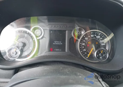 2019 Ram 2500 Big Horn 4X4 6'4 Box из США, поврежденный, VIN 3C6UR5DL3KG605645